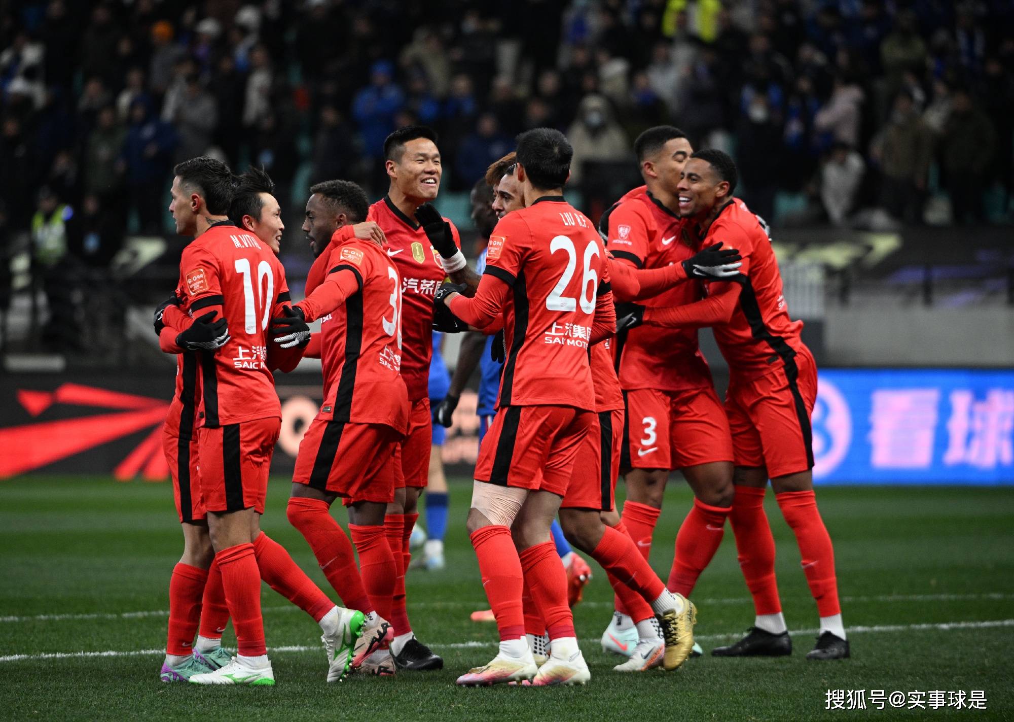 国安决胜亚泰，谁能在关键时刻崭露头角？的简单介绍