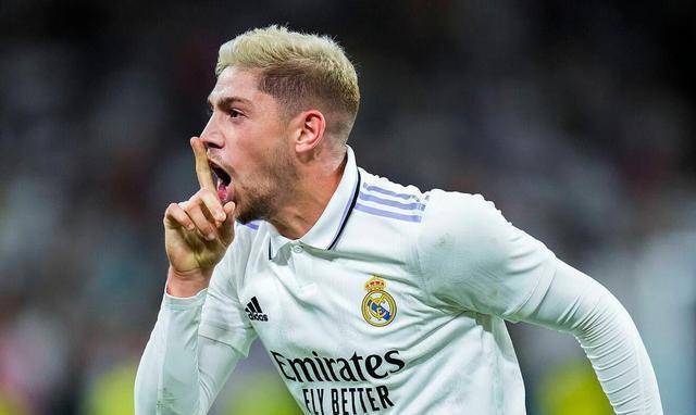 世俱杯2025-马洛卡打下第一盘,勇敢前行