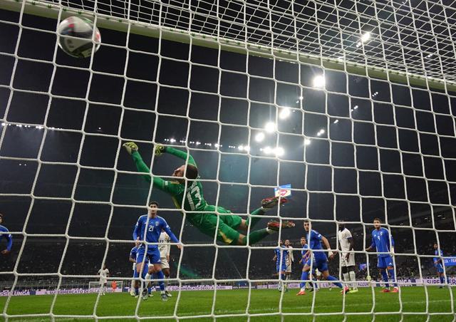 世俱杯2025-关于冲刺榜首!法国足球联赛强队竞逐冠军的信息