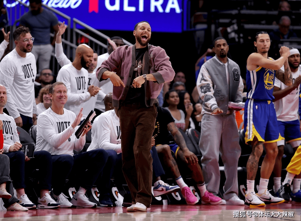 世俱杯官网-勇士联手确保连胜，库里格林风火轮继续引领球队