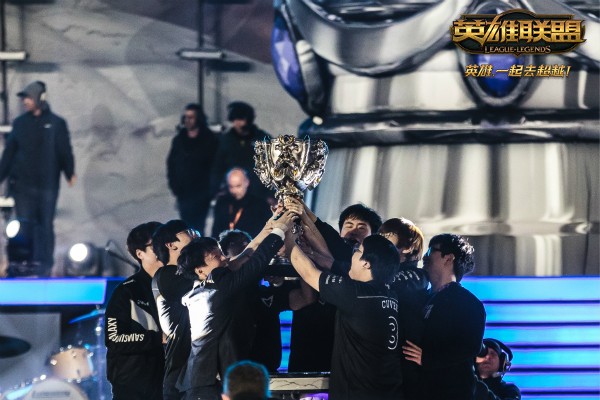 世俱杯官网-抓住胜机抢占先机,晋级决赛登峰造极的简单介绍