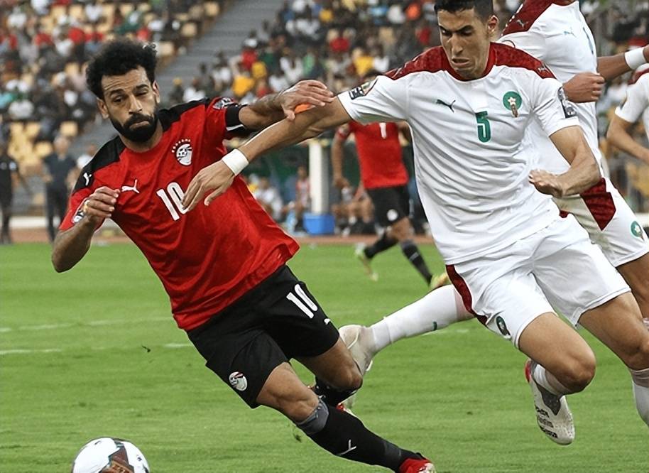 世俱杯直播-比赛中球队战术的运用备受关注