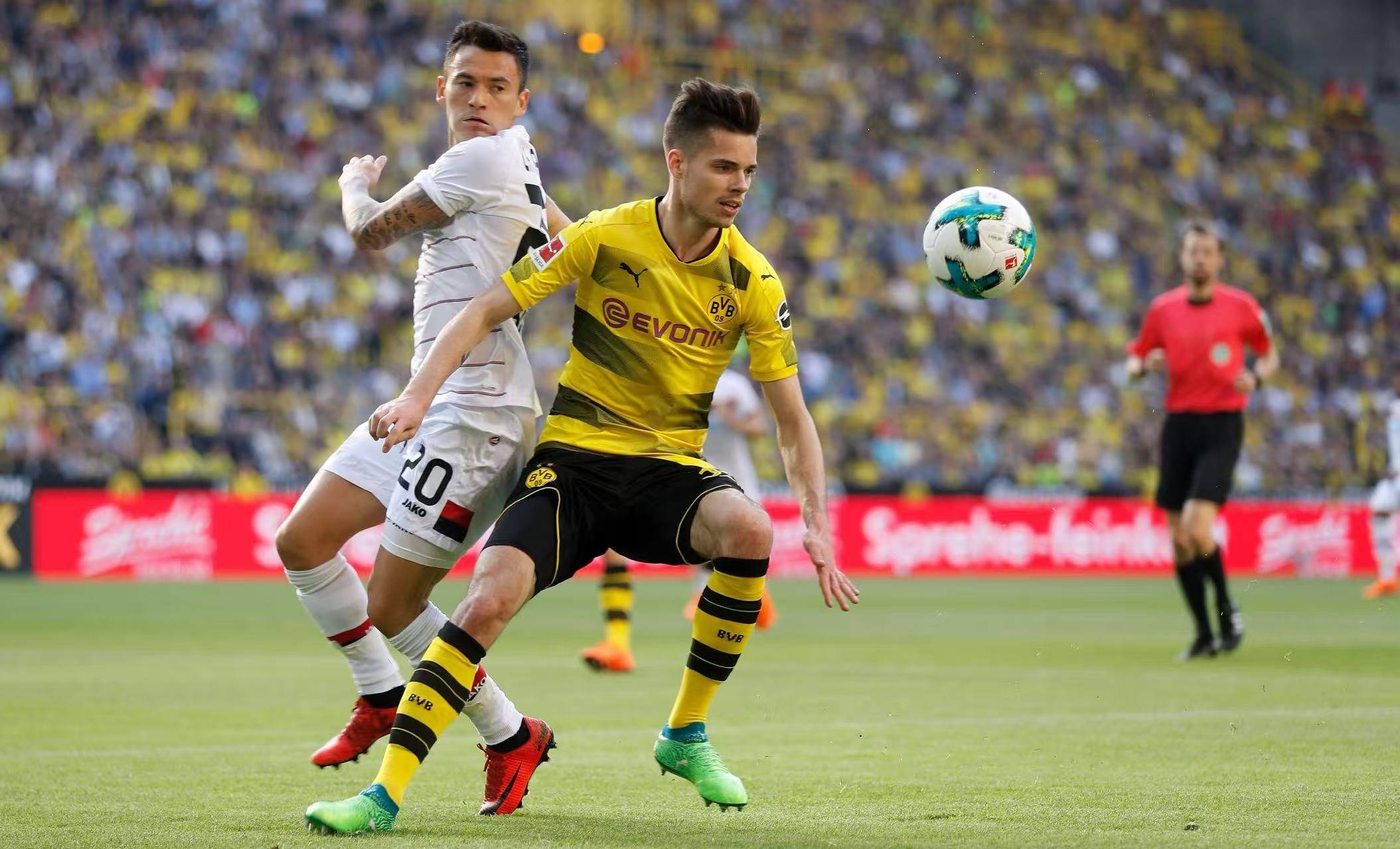 世俱杯直播-巴塞慘敗德甲球队皇家社会主场争取分战平多特蒙德的简单介绍