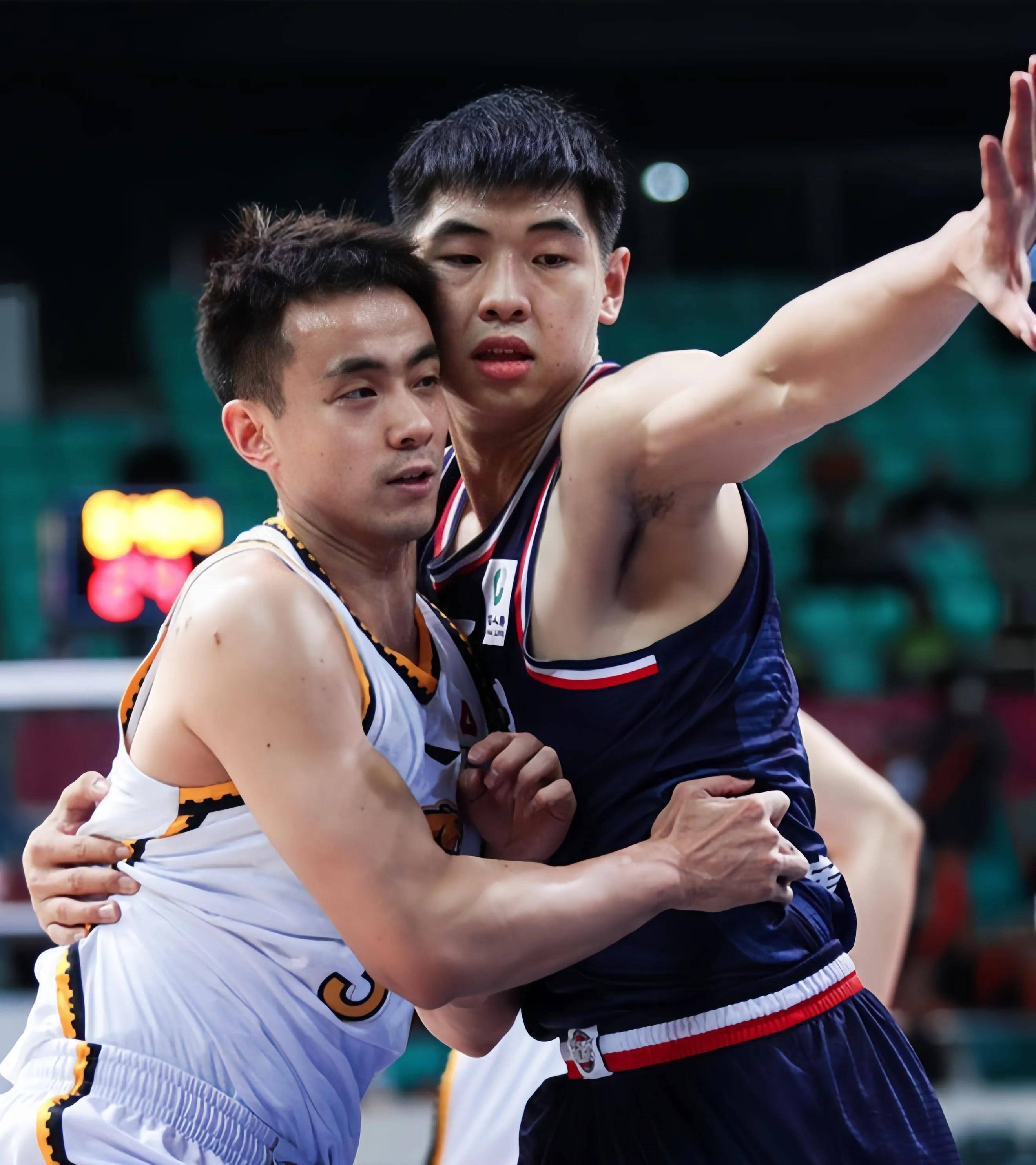 世俱杯直播-吉林队惊险击败青岛队,赢得关键胜利的简单介绍