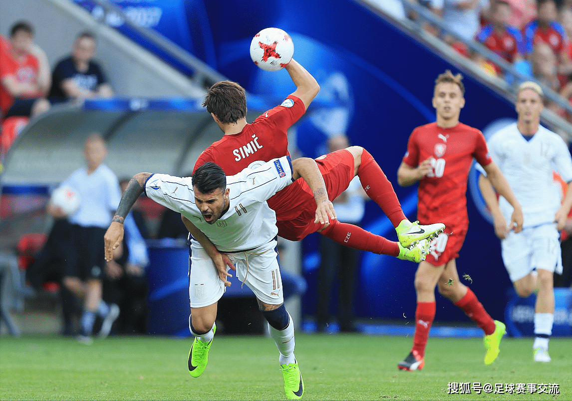 乌拉圭队奋力对抗,逆袭晋级捷克队 乌拉圭队奋力对抗,逆袭晋级捷克队