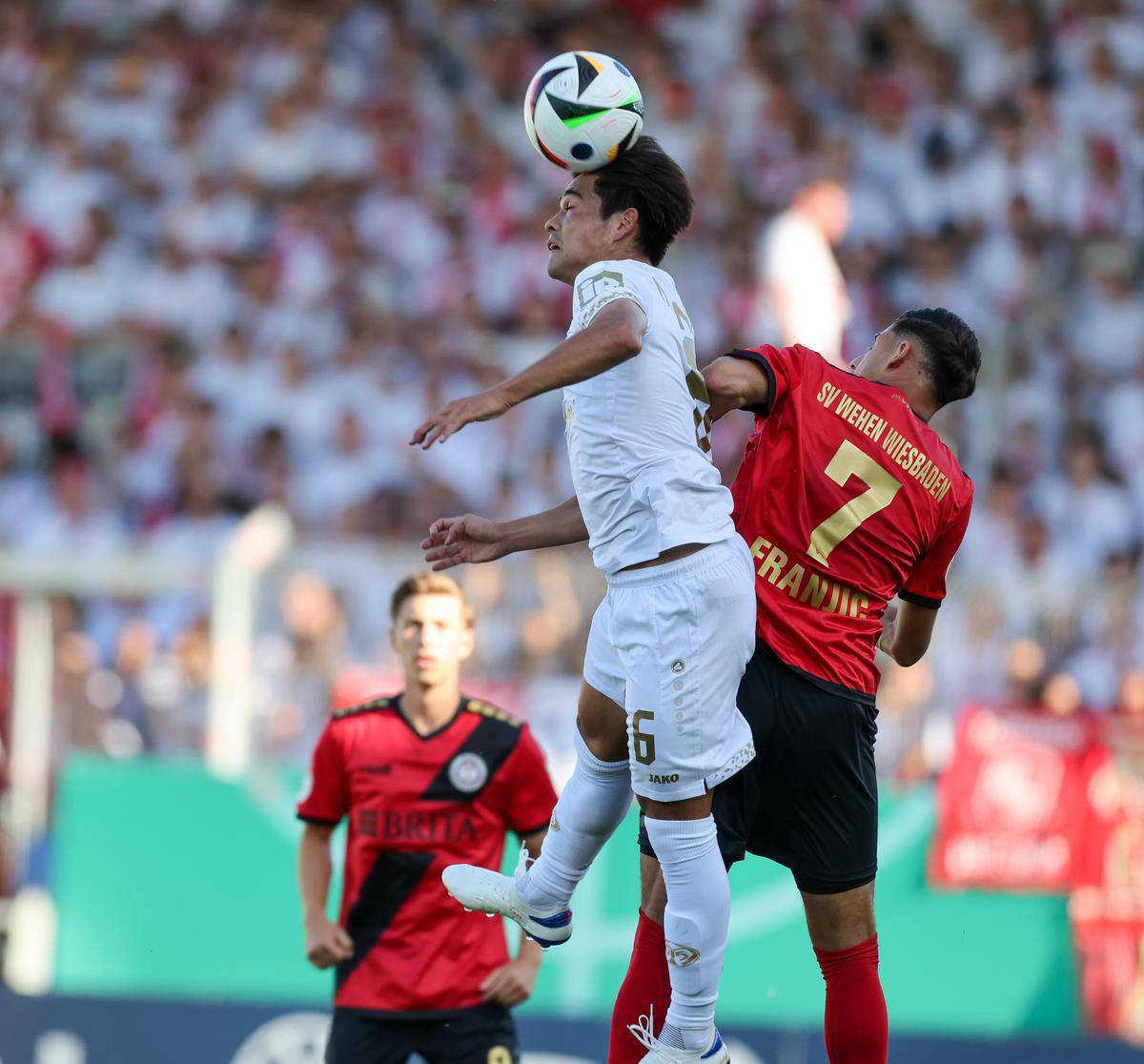 关于柏林赫塔表现抢眼，成功擒下多特蒙德的信息