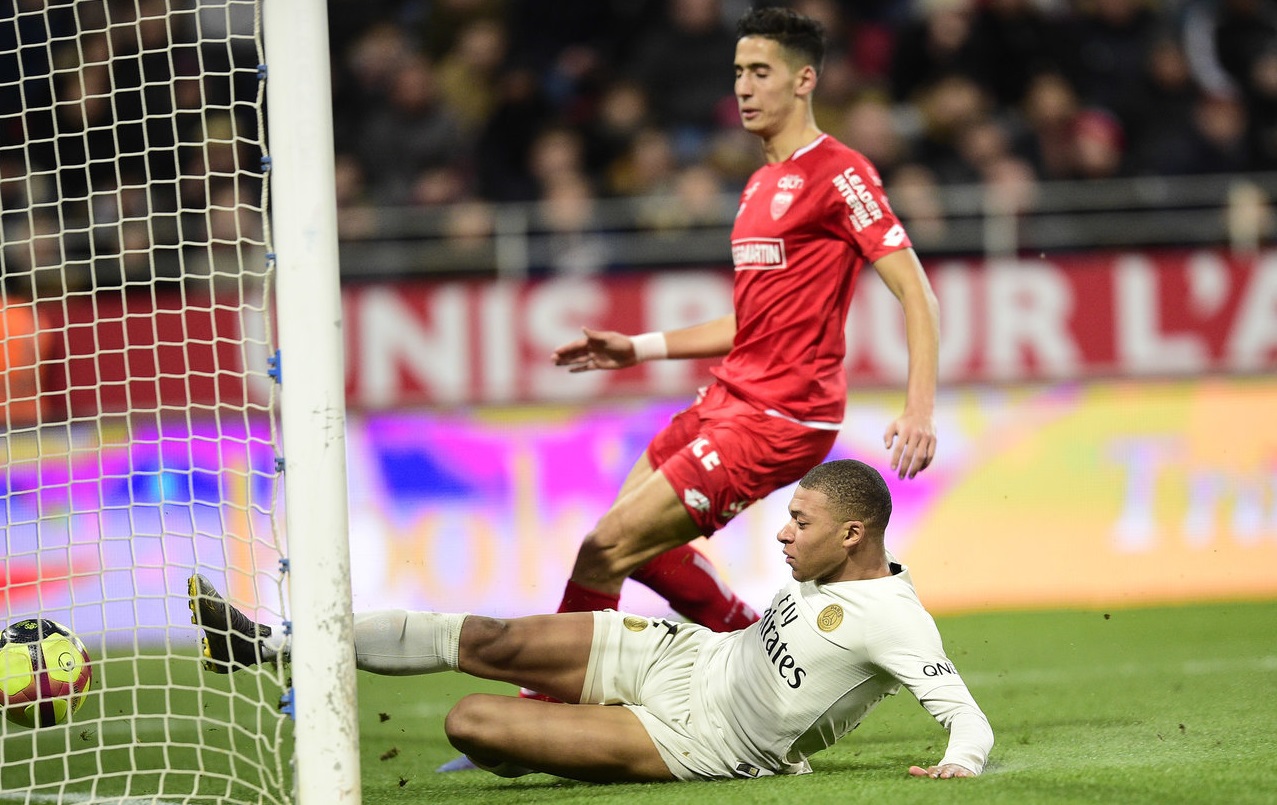 里尔主场爆冷不敌第戎，低迷状态要及时调整