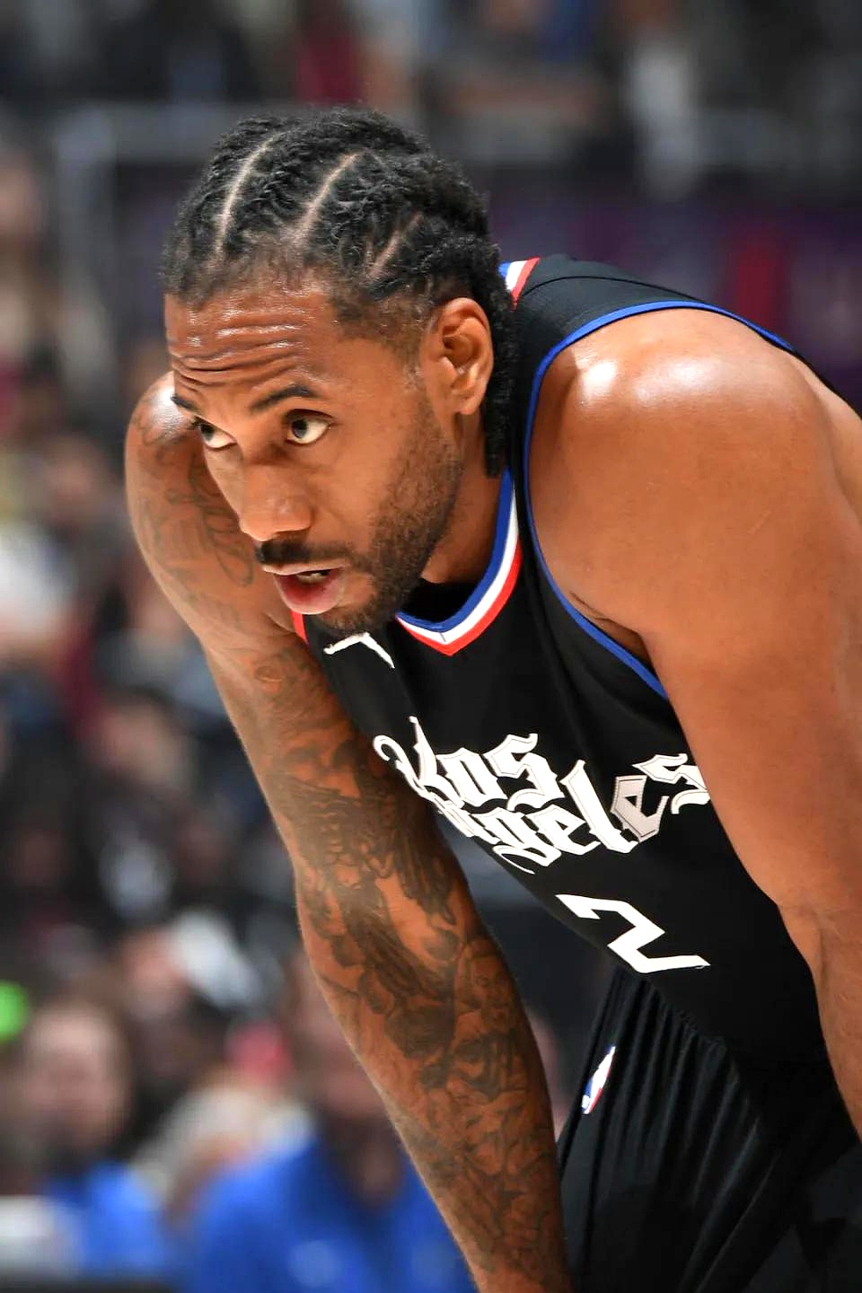 世俱杯改制-快船客场逆转掘金，莱纳德关键时刻挺身而出