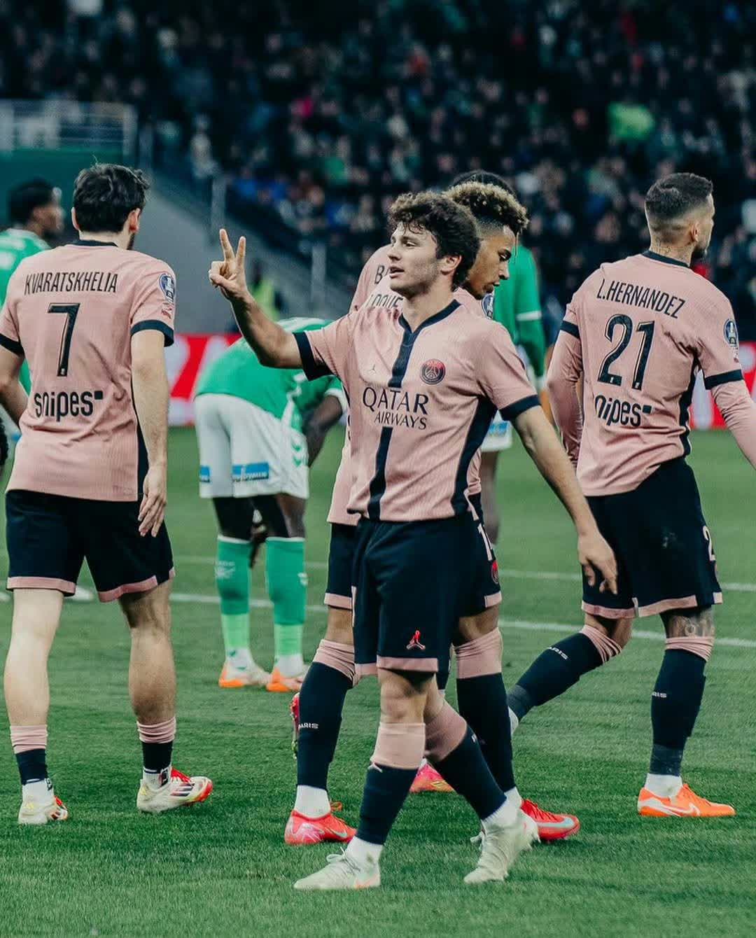 世俱杯官网-沙尔克客场战胜多特蒙德,继续保持强劲势头的简单介绍