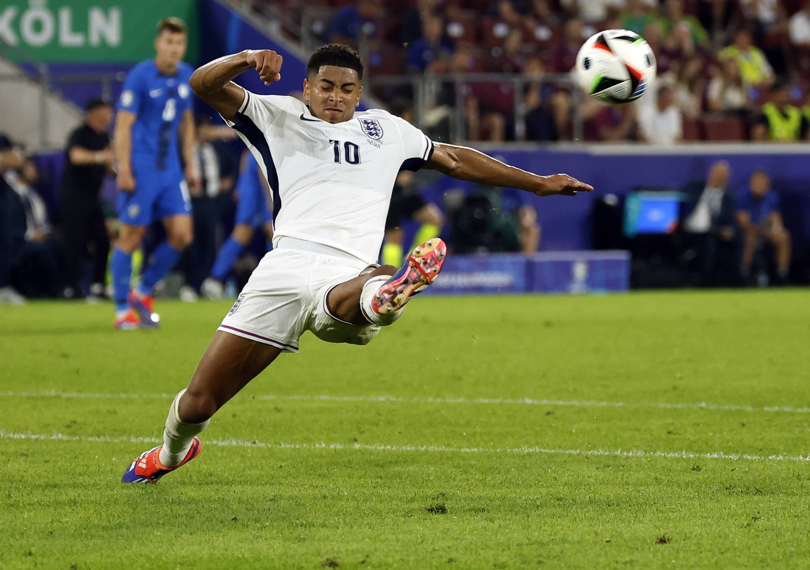 斯洛文尼亚闯关成功，欧预赛取胜