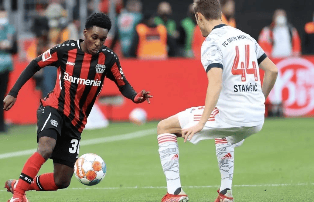 勒沃库森客场击败多特蒙德,实现关键胜利 勒沃库森客场击败多特蒙德,实现关键胜利