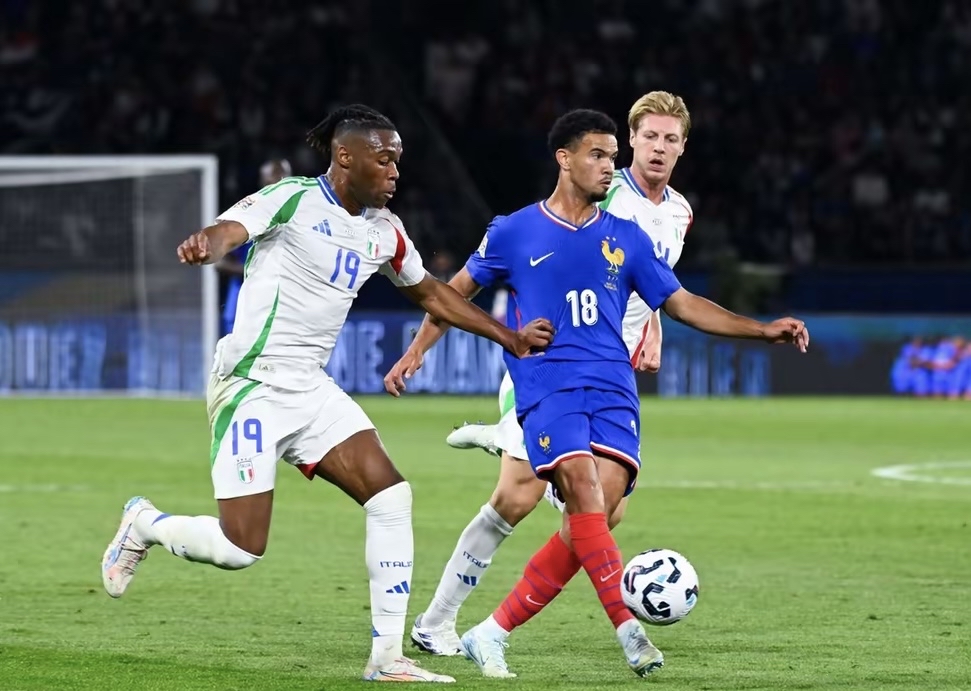 关于巴黎完胜国际米兰,卡拉斯科统治全场的信息 关于巴黎完胜国际米兰,卡拉斯科统治全场的信息