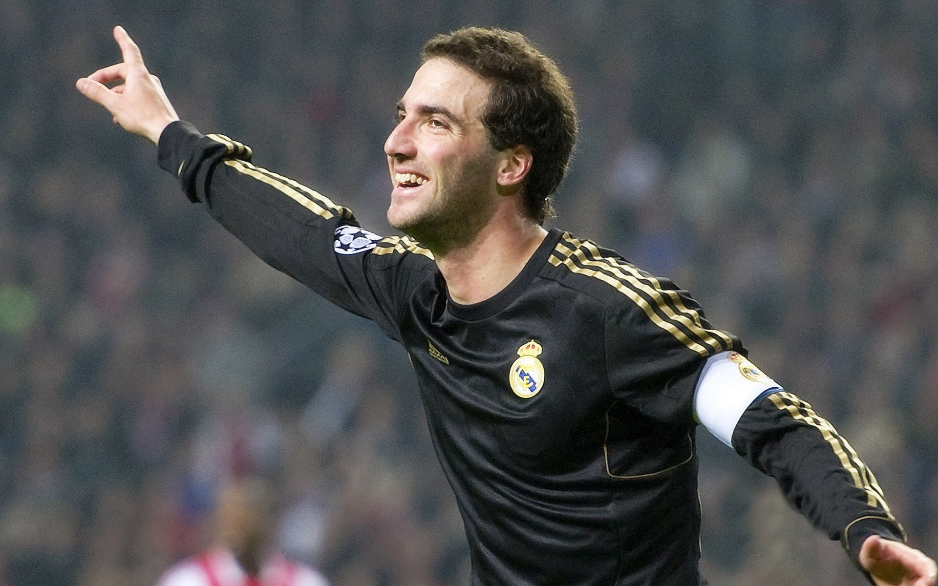 单骑救主，姆巴佩一肩扛起全队，美国鏖战智利死里逃生